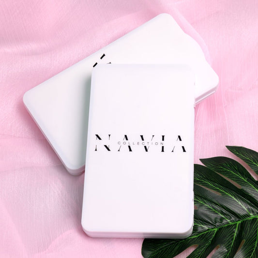 Navia Collection Lash Book